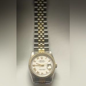 * Vintage* Rolex Oyster Perpetual Watch in Great condition! $600